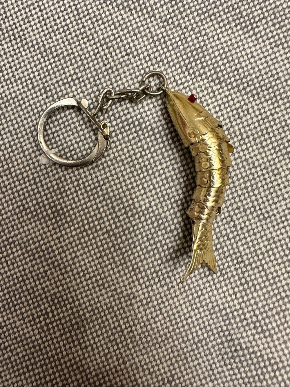 Vintage Gold-tone Fish-Shaped Keychain